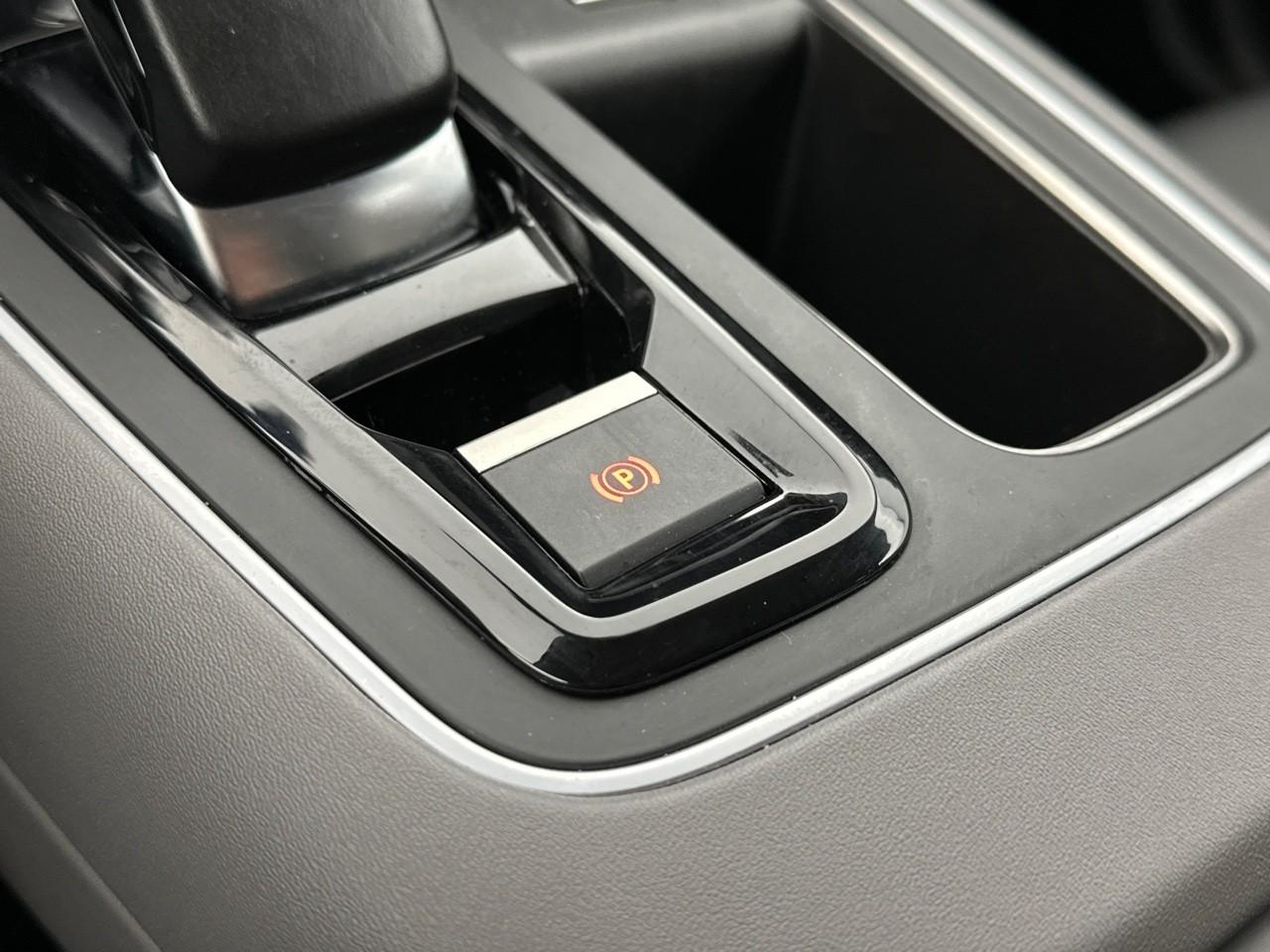 Citroën C5 Aircross hybride rechargeable 225 s&s e-eat8 business — photo 30