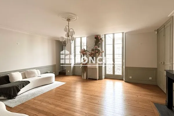 Appartement 2 pièces 67 m²