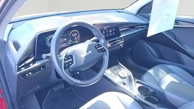 Kia Niro ev electrique 204 ch — photo 22