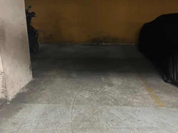 Parking 10 m²