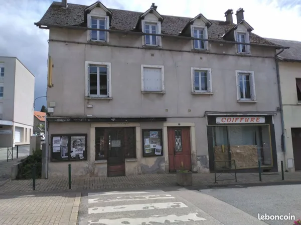 Local commercial/ bureau