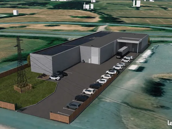 Local 1500 m² LE COTEAU