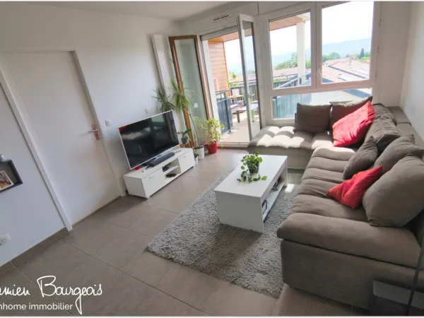 Coup de coeur assuré ! T3 lumineux avec terrasse, garage et vue imprenable