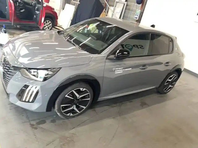 Peugeot 208 electrique 156 ch 54 kwh — photo 19