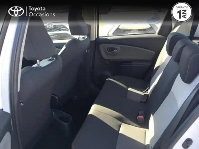 Toyota Yaris 110 vvt-i ultimate cvt 5p — photo 12