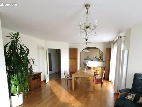Appartement 4 pièces de 87 m² à Colombes - Petite Garenne