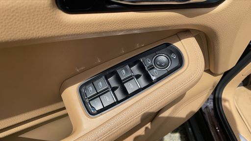 Porsche Macan 3.0 D 258 AWD PDK7 - S – 2015 – 166823 km – Diesel – Boîte Automatique — photo 35