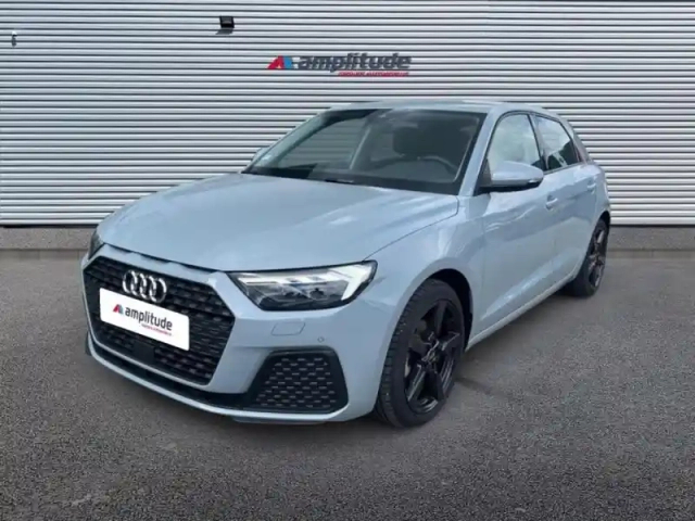 Audi A1 sportback 35 tfsi 150ch s line s tronic 7 — photo 1