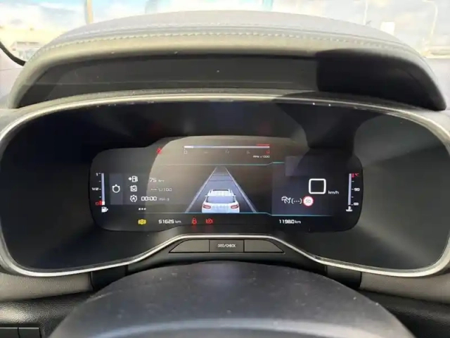 Citroën C5 Aircross puretech 130 s&amp;s bvm6 — photo 10