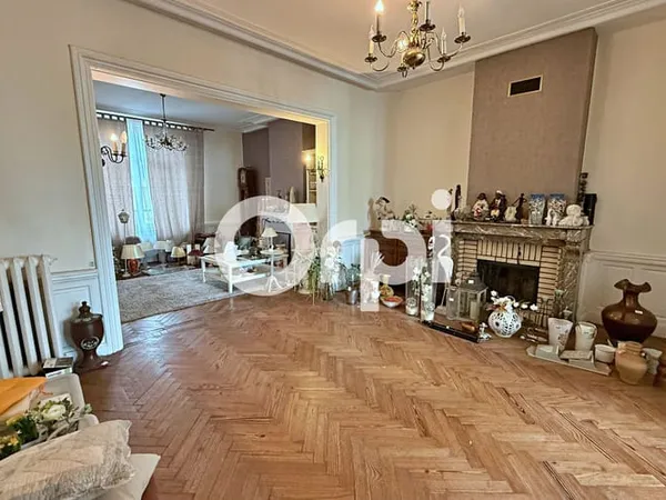 Maison 7 pièces 188 m²