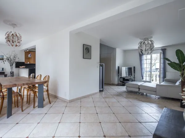 Location chambre 13 m² 600 €