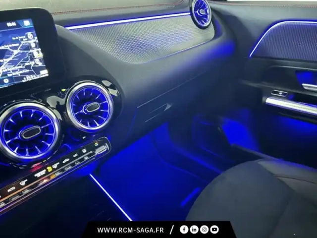 Mercedes Eqa 250+ amg line — photo 15