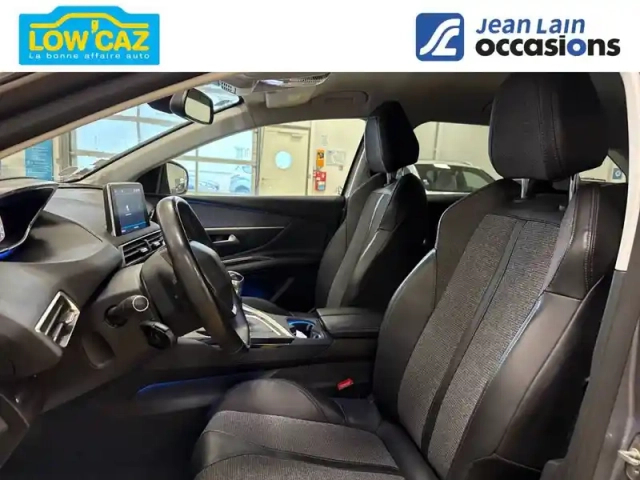 Peugeot 3008 1.2 puretech 130ch s&amp;s bvm6 — photo 18