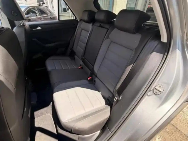 Volkswagen T-Roc 1.5 tsi evo 150ch style exclusive dsg7 — photo 20