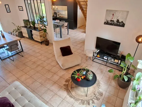 Maison individuelle 160 m² - 4 chambres - 3 600 m² - Vue campagne