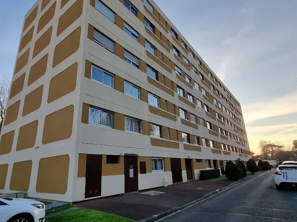 Vends appartement à redécorer