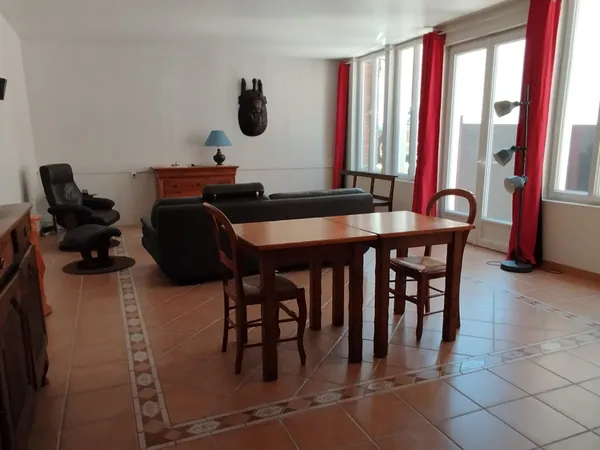 Vends grand appartement en centre ville de La Bourboule avec terrasse privative - 4 chambres, 133m²