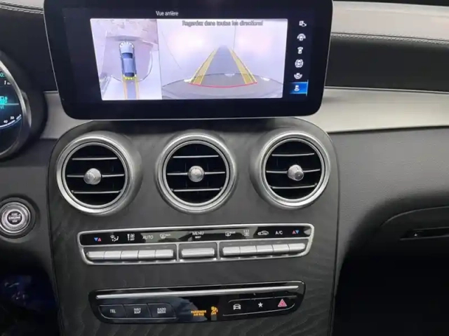 Mercedes Glc 300e 4matic amg line — photo 16
