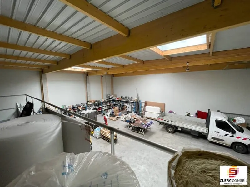 Photo 11