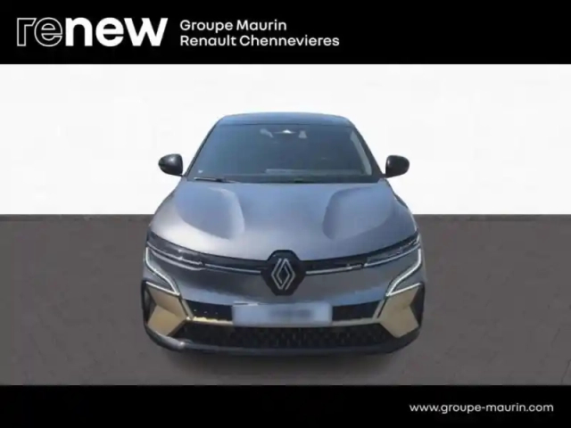 Renault Megane e-tech electric ev60 220ch iconic super charge -b — photo 2