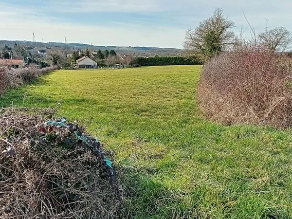 Terrain 1764 m²