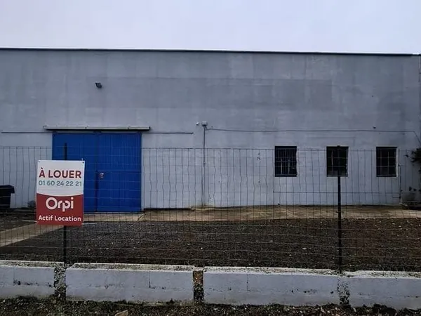 Local d'activité 390 m²