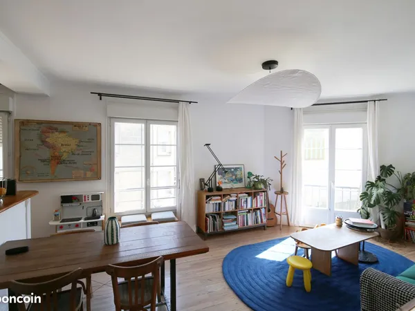 Appartement type 3 / 75m² / Chartrons St Martial