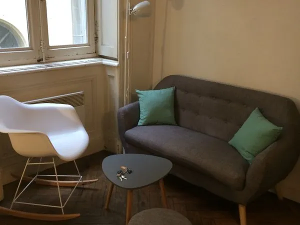 Location studio meublé