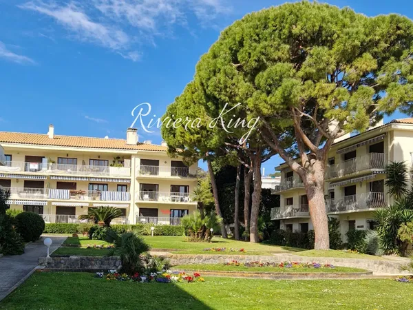Appartement T2 - Terrasse et Garage - Port de St Jean Cap Ferrat