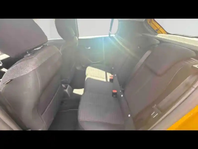 Peugeot 208 1.2 puretech 75ch s&amp;s active pack — photo 15