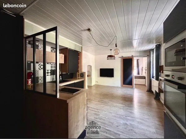 À vendre - Appartement T2 de 36m avec jardin commun - Le Panier (13002) - Immeuble classé historique