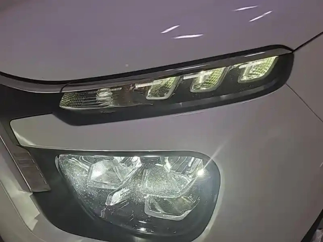 Citroën C3 puretech 83 s&amp;s bvm5 — photo 19