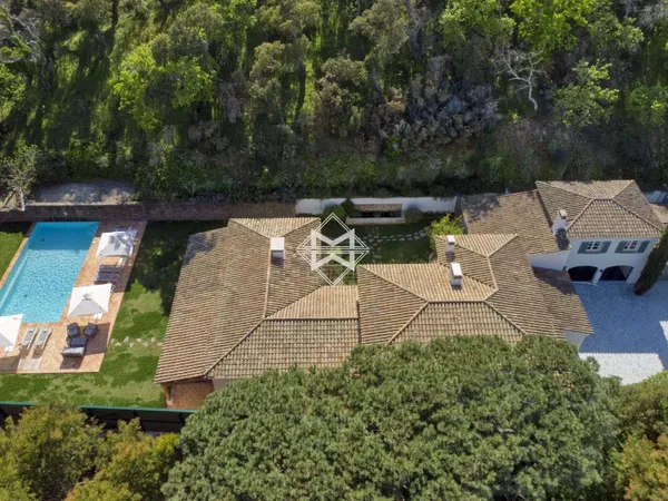 Villa 350 m²