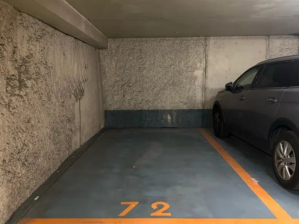 Place Parking André Honnorat