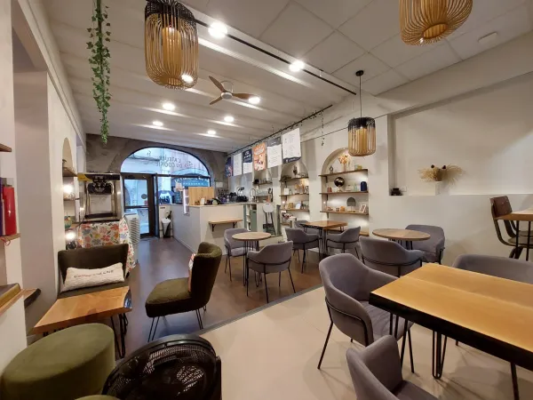 Fonds de commerce 2 pièces 11 m²