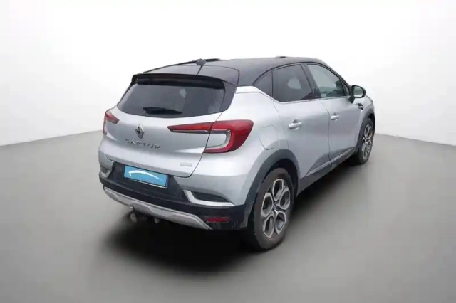 Renault Captur e-tech plug-in 160 - 21 — photo 6