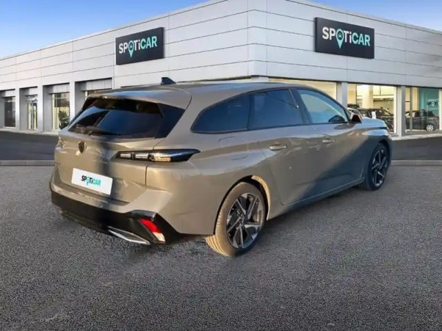 Peugeot 308 sw hybrid 145 e-dcs6 allure — photo 1