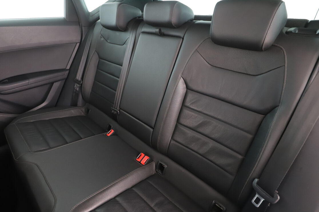 Seat Ateca 1.4 EcoTSI ACT Xcellence DSG7 — photo 13