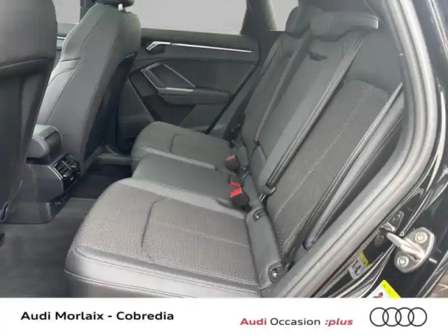 Audi Q3 35 tfsi 150ch s line plus s tronic 7 — photo 8