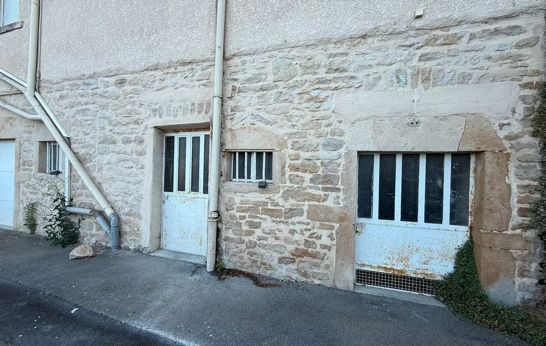 Photo 3