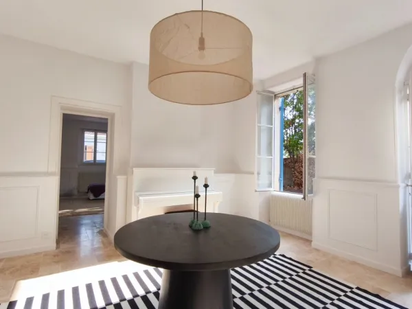 Maison 8 pièces 201 m²