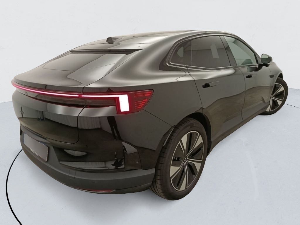 Polestar 4 — photo 3