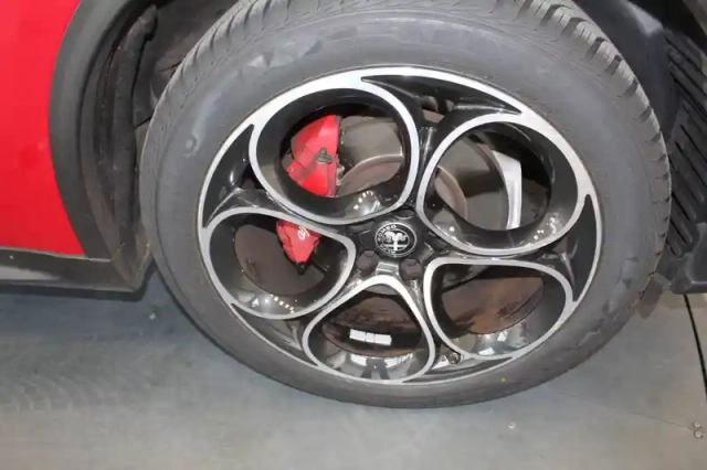 Alfa Romeo Stelvio 2.2 190 ch q4 at8 — photo 6
