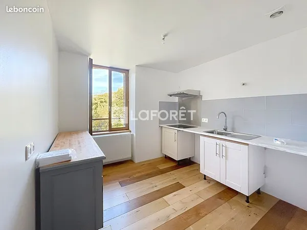Appartement 4 pièces 93 m²