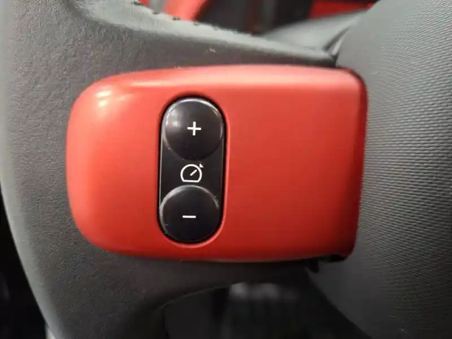 Renault Twingo iii sce 65 - 21 — photo 9