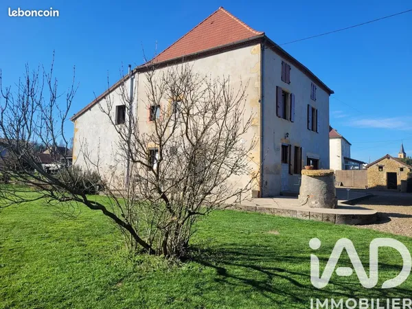 Propriété 7 pièces 216 m²
