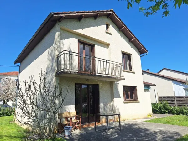 Maison type 4 avec garage et terrain - Saint Céré