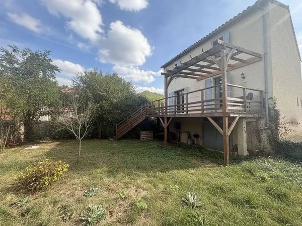 Maison 5 pièces 140 m²