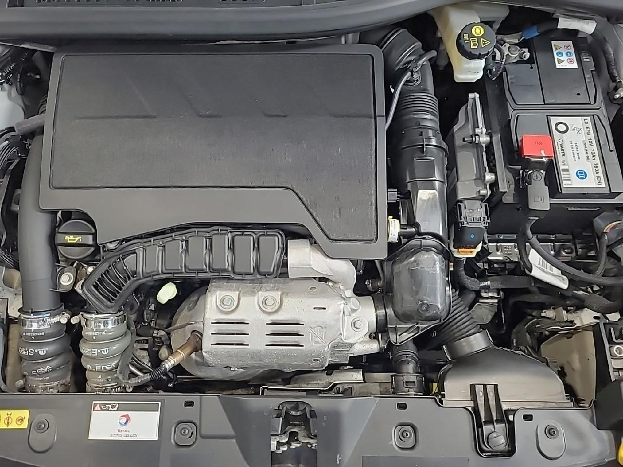 Peugeot 2008 puretech 130 s&s eat8 style — photo 15