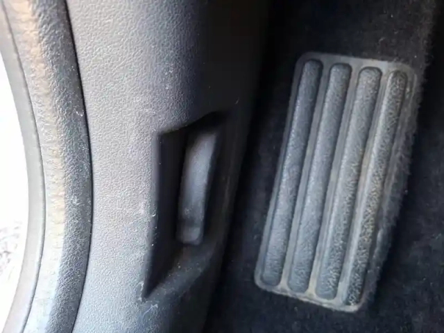 Renault Clio dci 90 e6c — photo 20